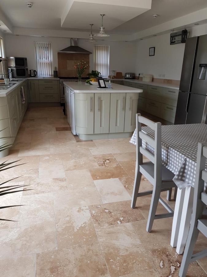 אלדברג Tirah Guest House מראה חיצוני תמונה
