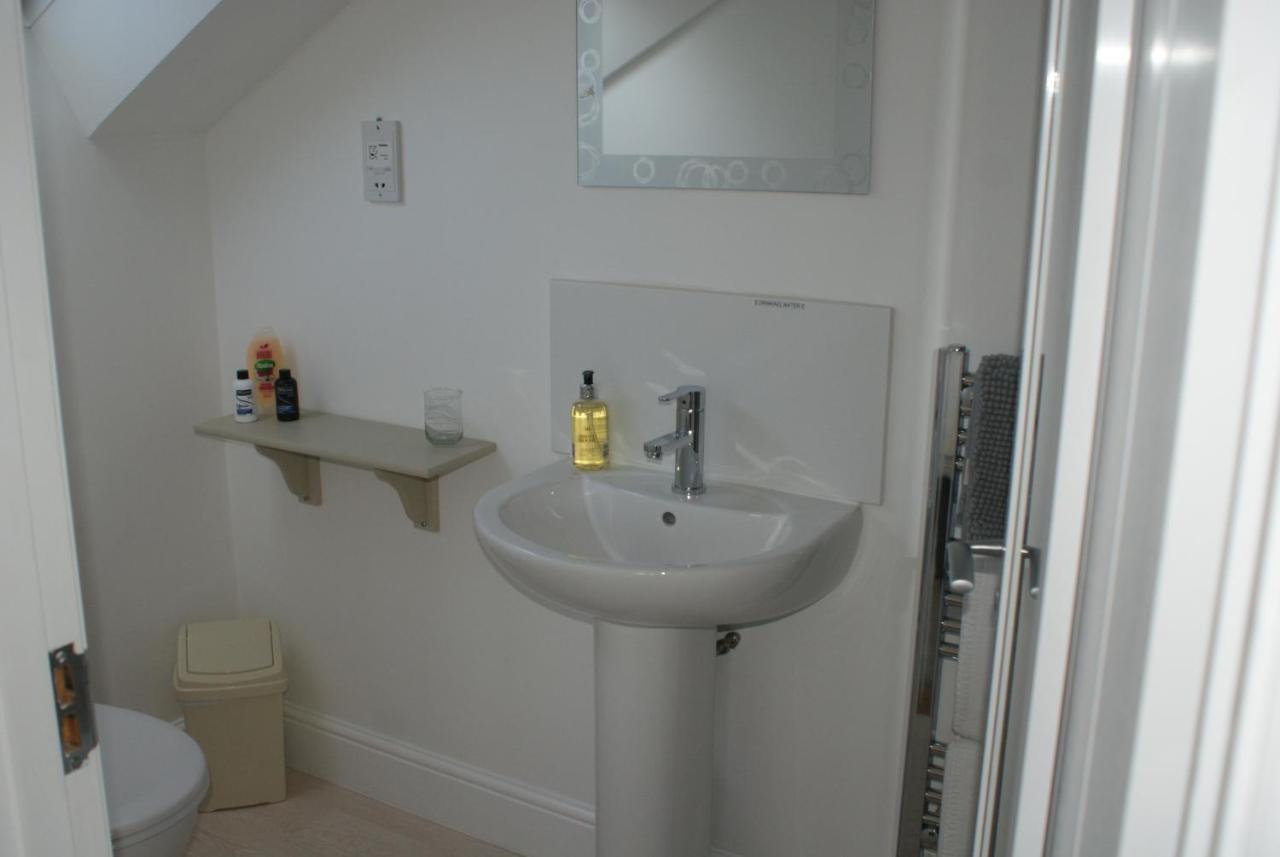 אלדברג Tirah Guest House מראה חיצוני תמונה